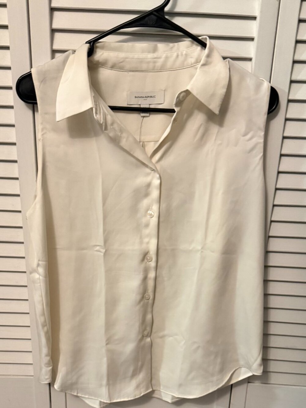 Banana Republic Soft Gathered Voile Shirt in Cream